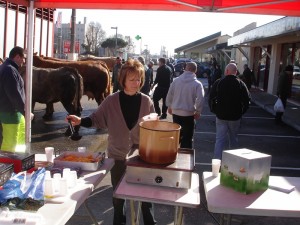 Casse-croute devant la boucherie de Toulenne