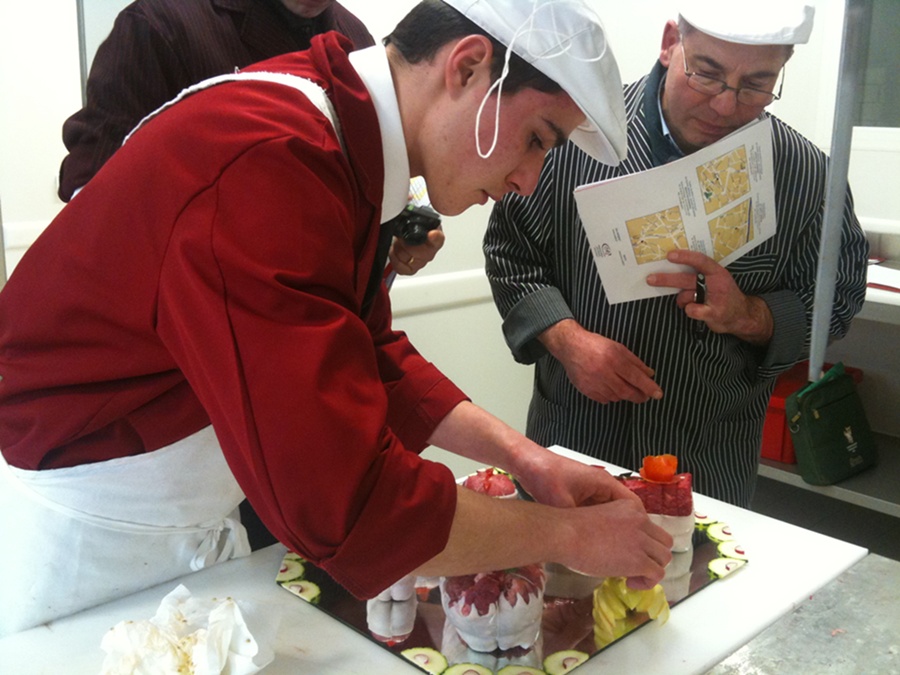 Julien DANIES meilleur apprenti boucher d'Aquitaine