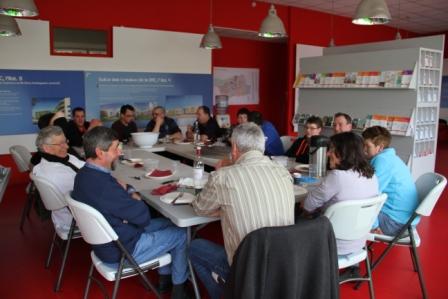 Et tout s'achève autour d'une bonne table entre les éleveurs et les bouchers...